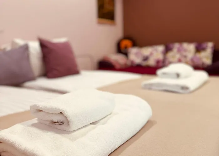 Apart-hotel Avinos *