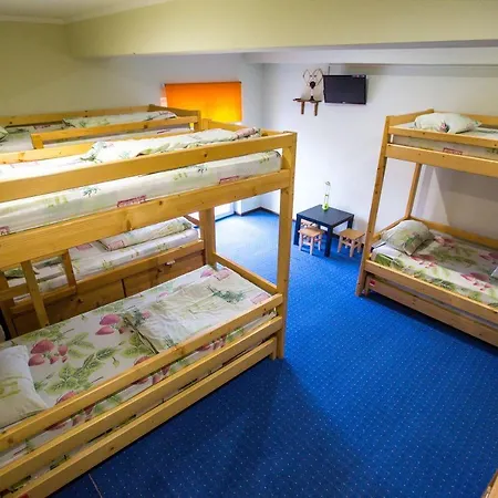 Avinos Apartmanhotel *